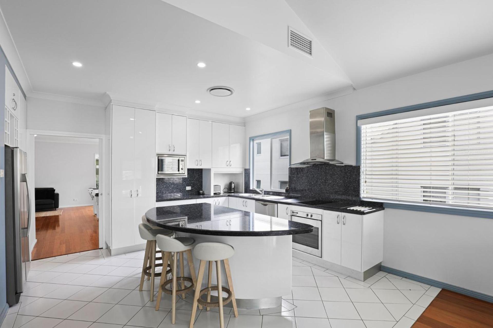 Street Oasis At Nelson Bay Apartment Екстериор снимка